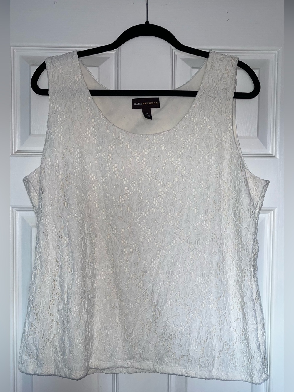 Dana Buchman Women's White Lace Sleeveless Tank Top